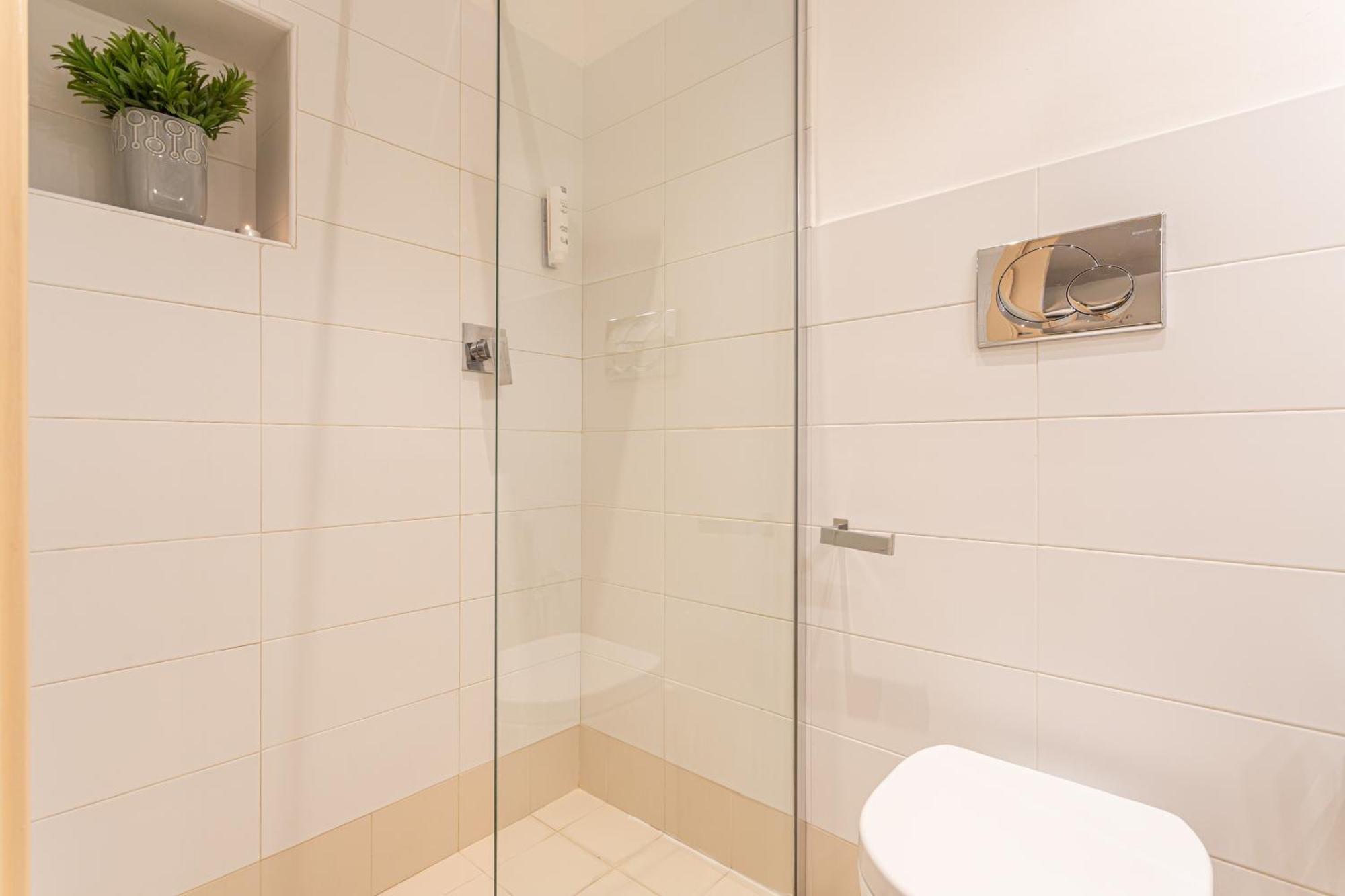 Vatican St Peter 2 Bedrooms 2 Bathrooms